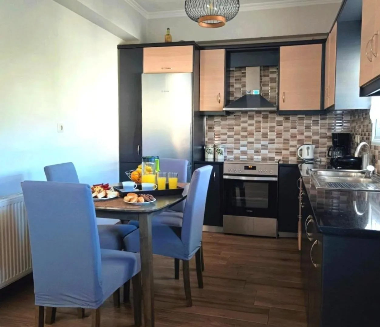 Giota'S Apartment 100M Fro The Beach Karavomylos