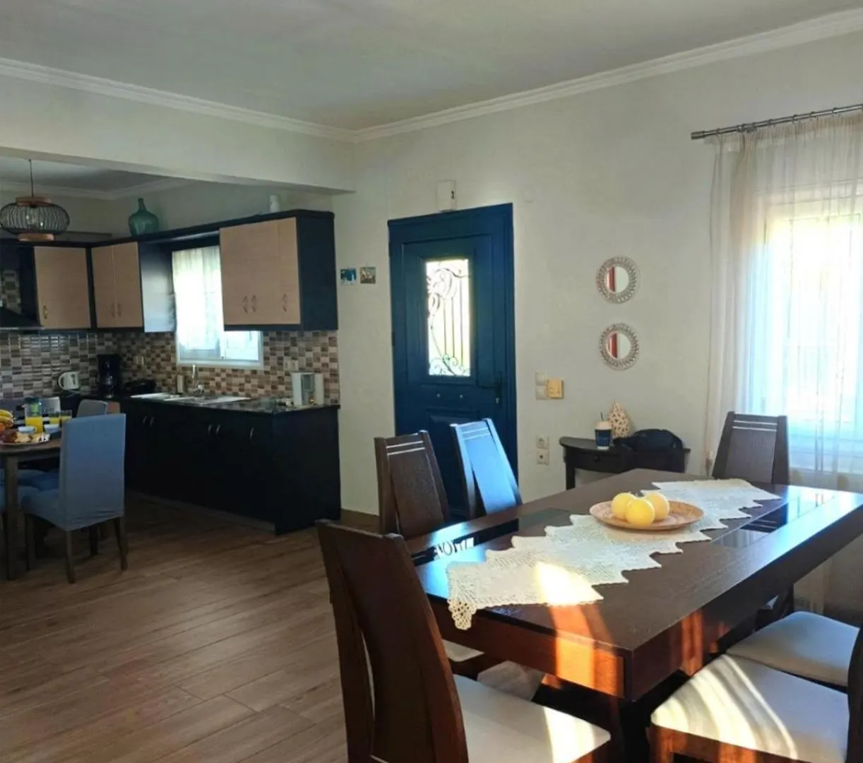 Giota'S Apartment 100M Fro The Beach Karavomylos 0*,